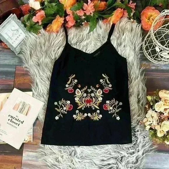 Tecrew Black Flowy Speghetti Strap Embroidered Floral Tank Top, S - Picture 4 of 8